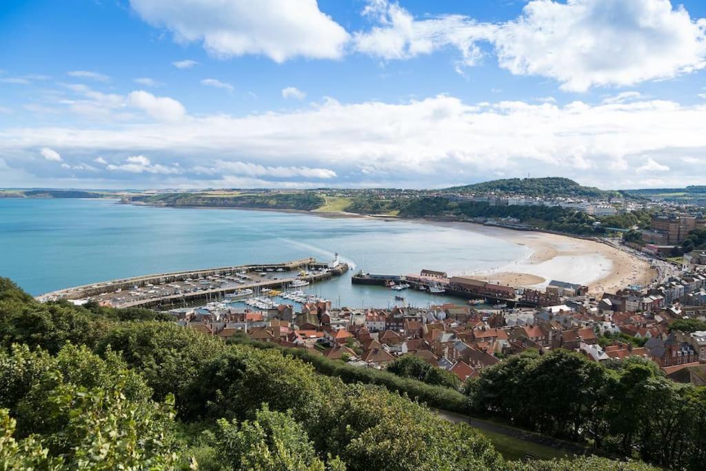 Cosy 2 Bedroom Cottage In Scarborough'S Old Town Exteriör bild